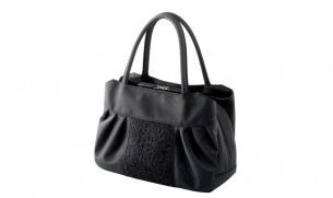 ちょっと大きめ フォーマルバッグ