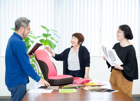 消費者の潜在的なニーズから生まれた座椅子