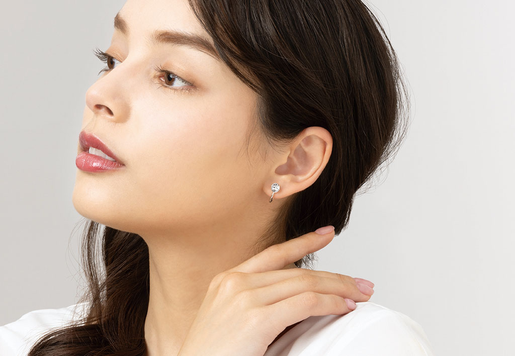 リュクス Tubomiイヤーカフ｜開発商品｜健康・美容グッズ等の商品開発・卸売なら株式会社メイダイ