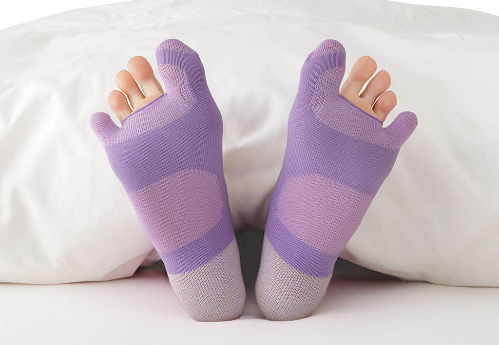 毎晩履きたいおやすみ外反母趾サポーター｜開発商品｜健康・美容グッズ等の商品開発・卸売なら株式会社メイダイ