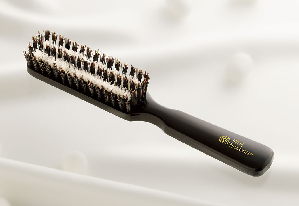 艶シルクのヘアブラシ｜開発商品｜健康・美容グッズ等の商品開発・卸売なら株式会社メイダイ